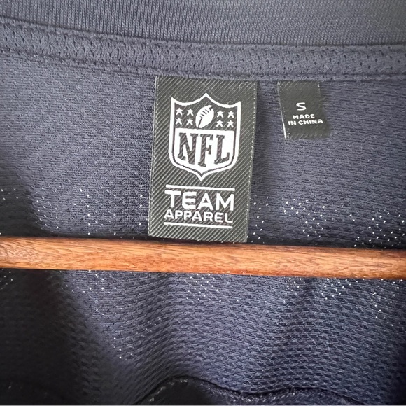 Patriots Top Hi Lo Short Sleeve Football Womens Size Small - Picture 3 of 8